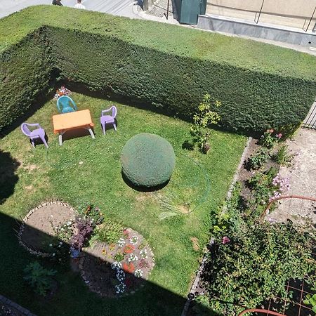 Golden Age Hostel Охрид Экстерьер фото